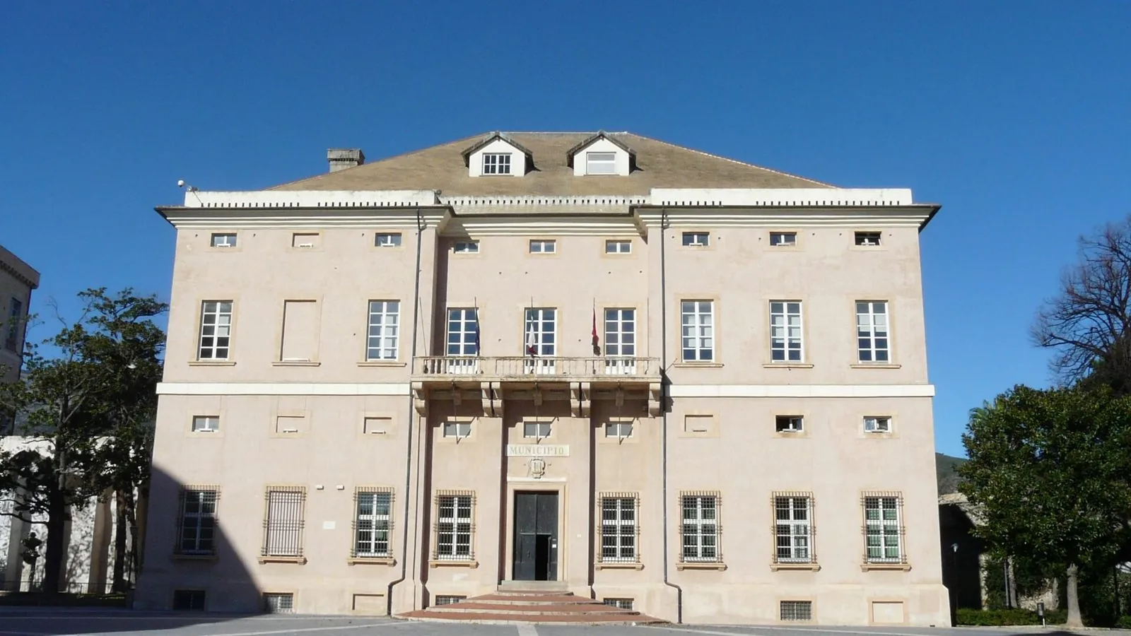 Loft centro storico Loano, 